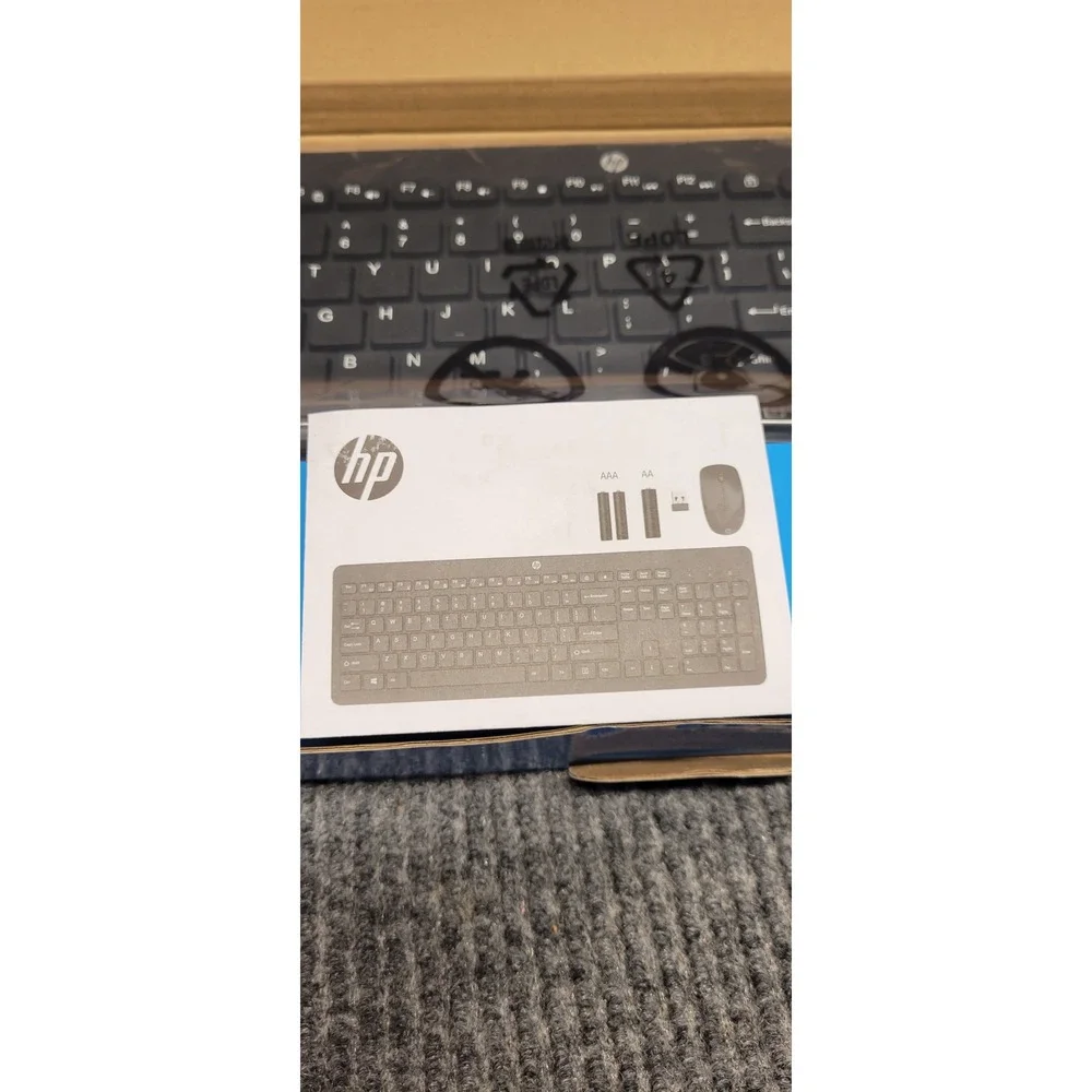 HP 230 Wireless Mouse and Keyboard Combo Black 3L1E7AA#ABL 2.4GHz USB Receiver‎
